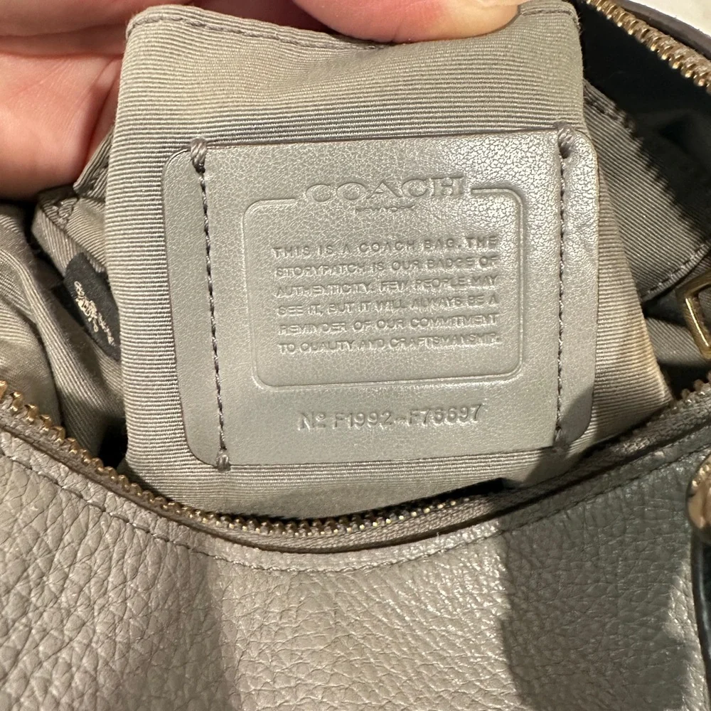 💋Coach F76697 Jes Colorblock Hobo Heather Gray/Black Pebbled Leather Bag - Picture 12 of 12